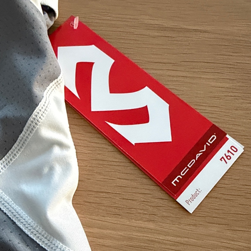 McDavid HEX Sleeveless Compression Shirt - White & Grey : Heart guard brand new - Picture 7 of 7